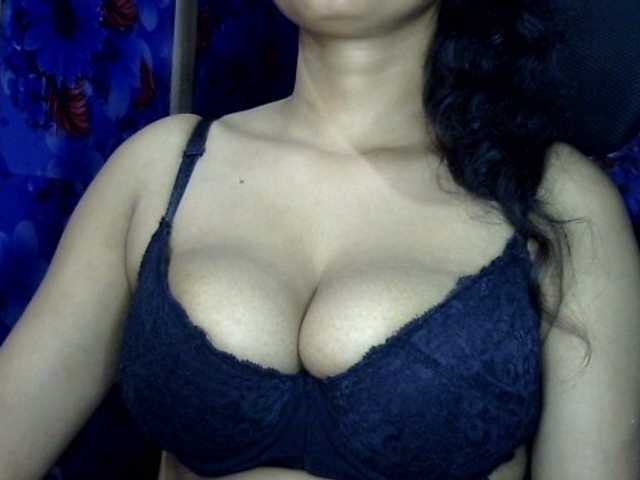 lima11's BongaCams show and profile