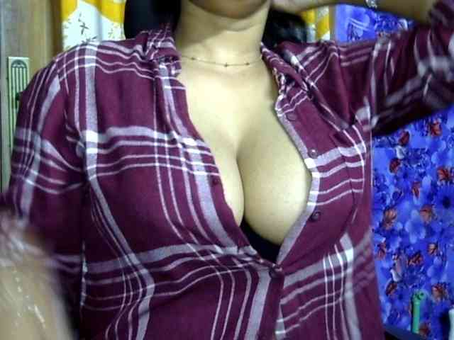 Nusrat-Mimi webcam