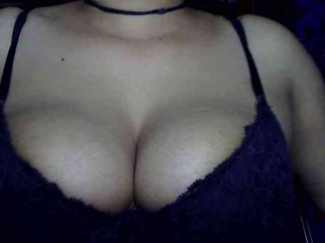 Nusrat-Mimi webcam