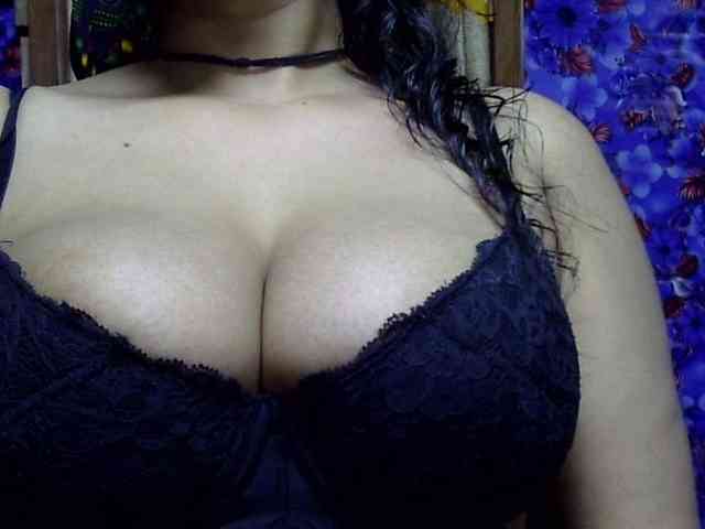 Nusrat-Mimi webcam