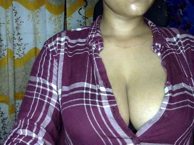 Nusrat-Mimi webcam
