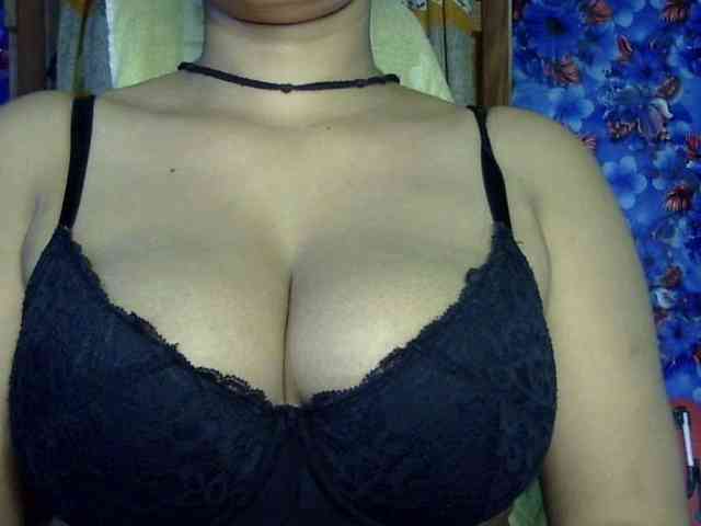 Nusrat-Mimi webcam