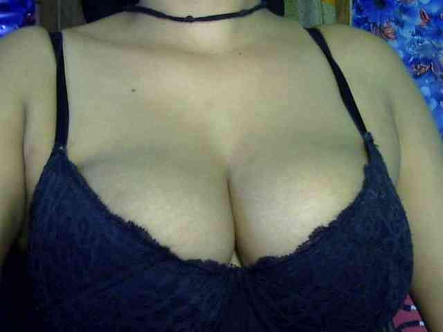 Nusrat-Mimi webcam