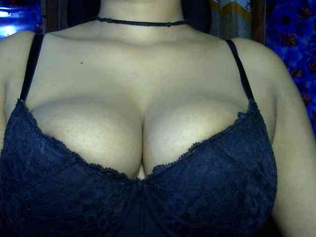 Nusrat-Mimi webcam