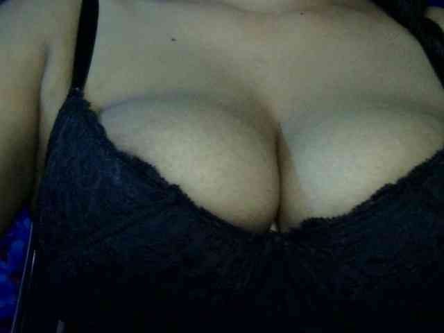 Nusrat-Mimi webcam