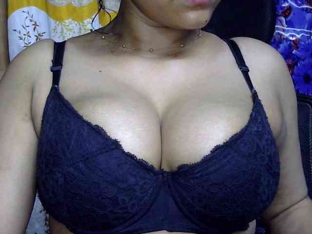 Nusrat-Mimi webcam