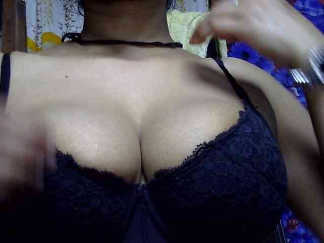 Nusrat-Mimi webcam