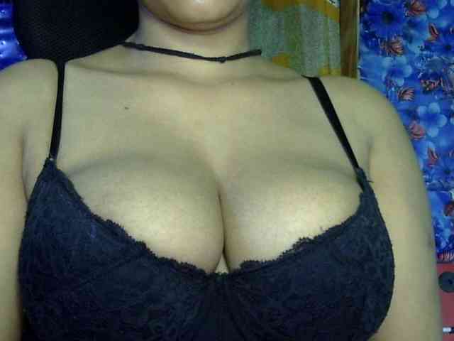Nusrat-Mimi webcam
