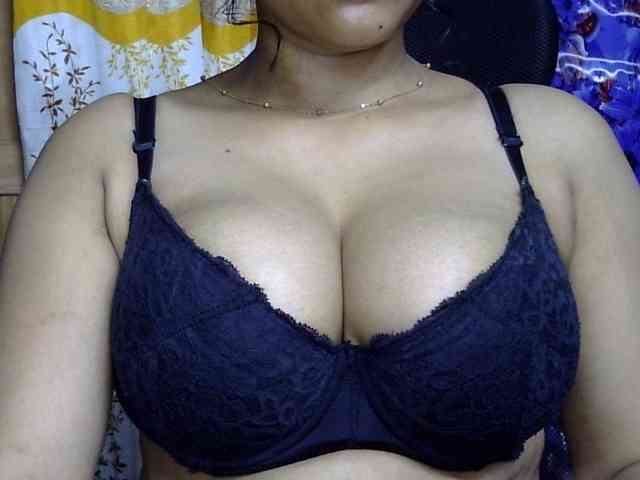 Nusrat-Mimi webcam