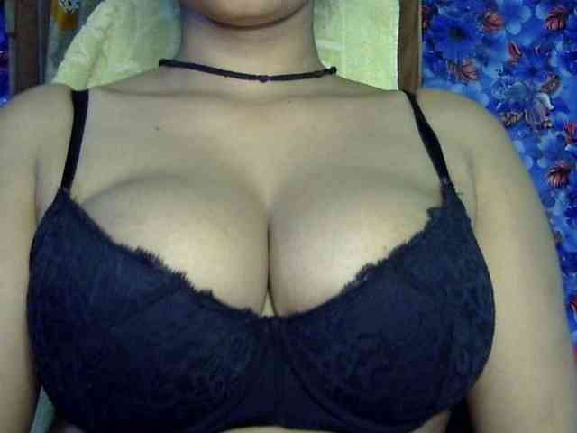 Nusrat-Mimi webcam