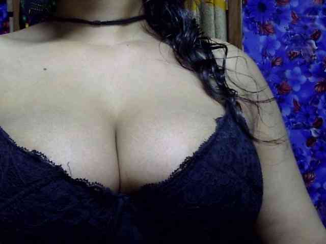 Nusrat-Mimi webcam