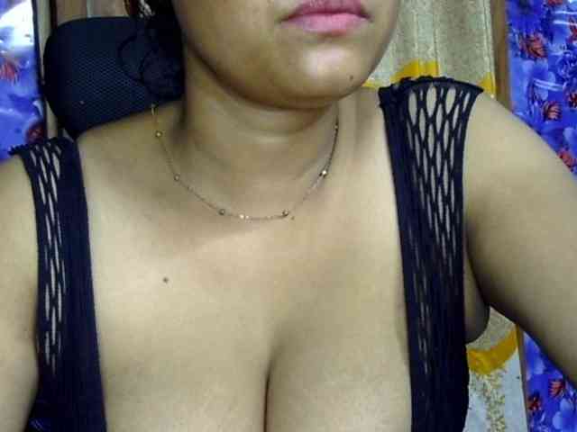 Nusrat-Mimi webcam