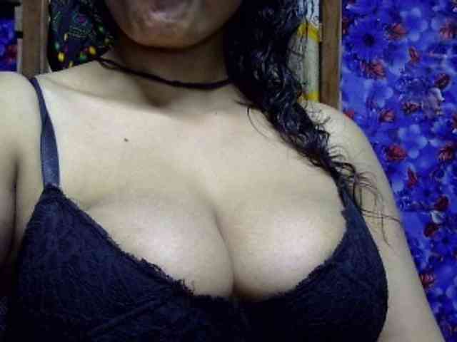 Nusrat-Mimi webcam