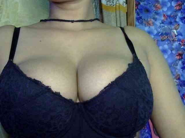 Nusrat-Mimi webcam