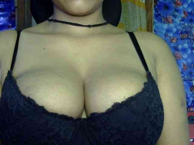 Nusrat-Mimi webcam