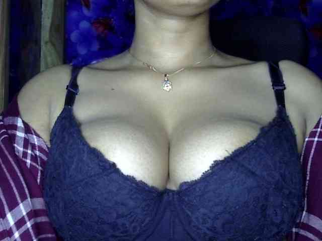 lima11 Live Webcam on BongaCams