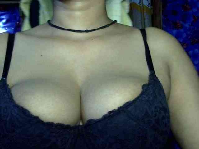 Nusrat-Mimi webcam