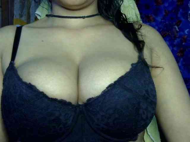 Nusrat-Mimi webcam