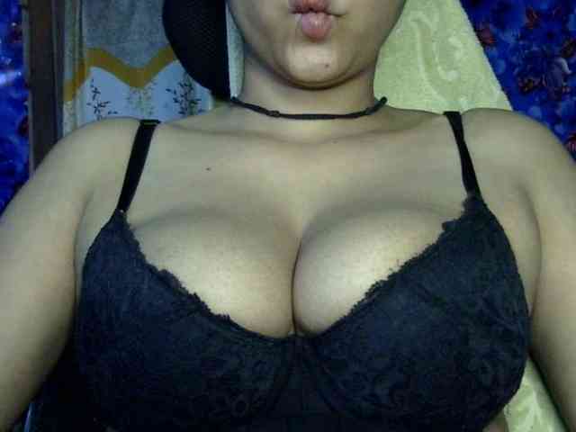 Nusrat-Mimi webcam