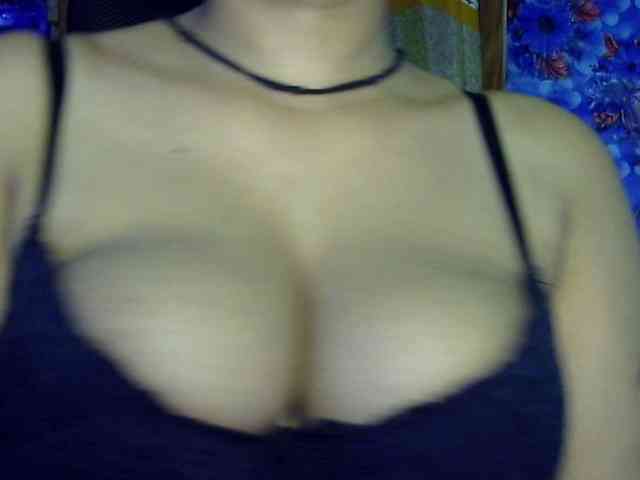 Nusrat-Mimi webcam