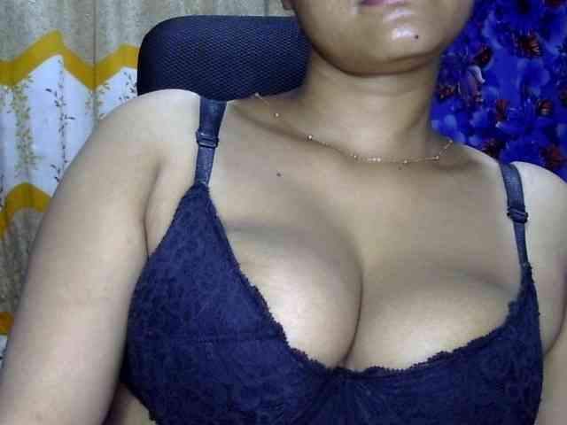 Nusrat-Mimi webcam