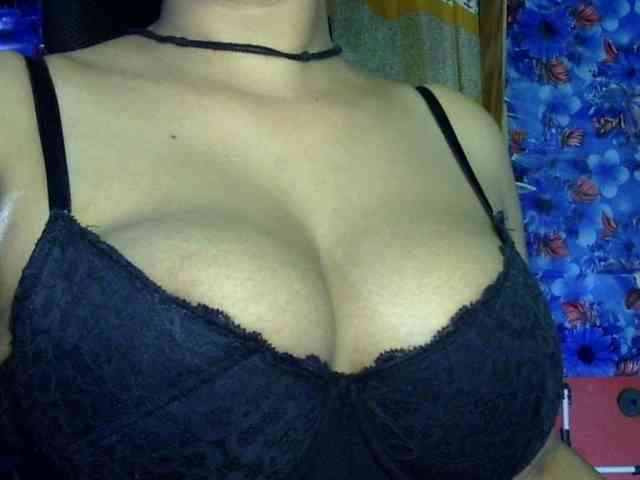 Nusrat-Mimi webcam