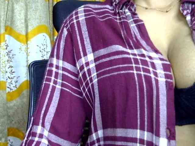 Nusrat-Mimi webcam