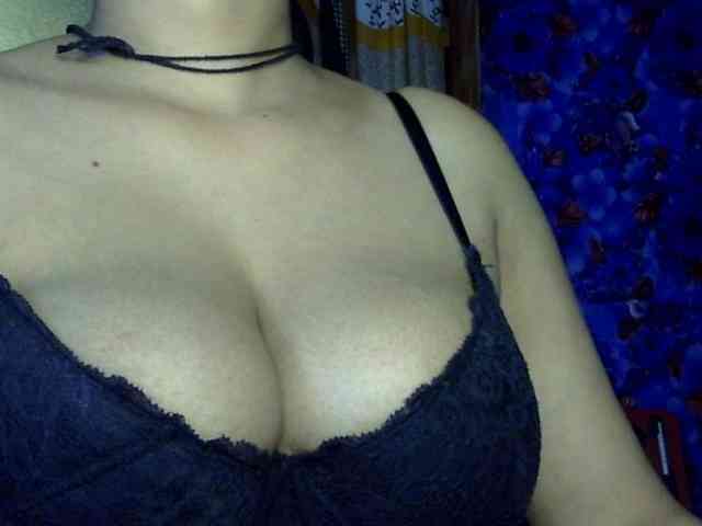 Nusrat-Mimi webcam