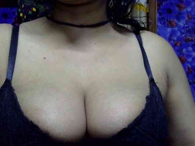 Nusrat-Mimi webcam