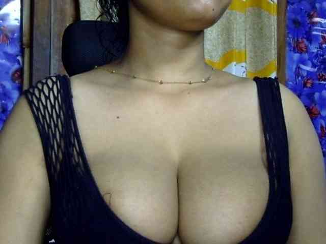 Nusrat-Mimi webcam