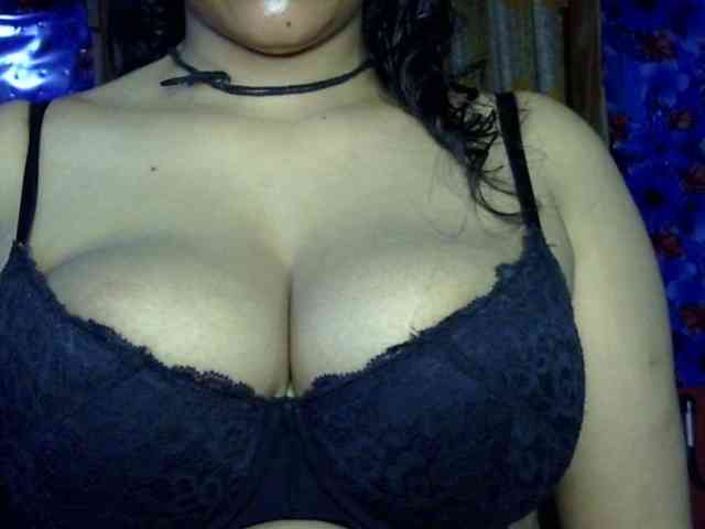 Nusrat-Mimi webcam