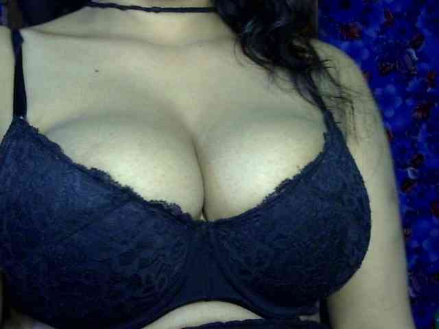 Nusrat-Mimi webcam