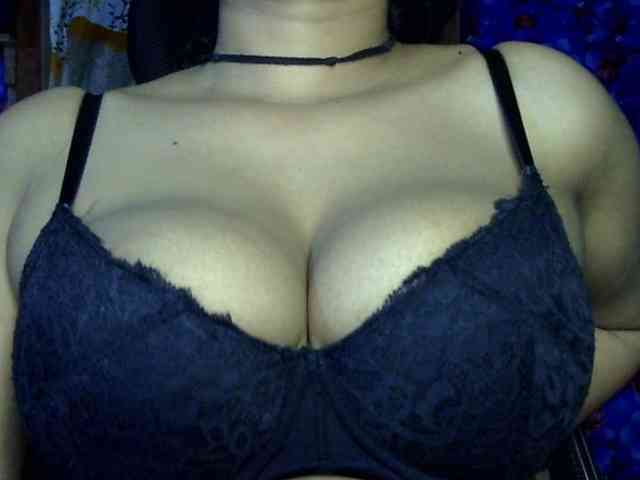 Nusrat-Mimi webcam