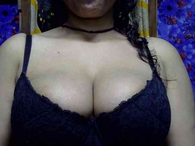 Nusrat-Mimi webcam