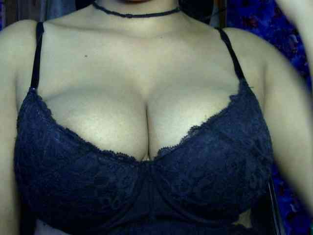 Nusrat-Mimi webcam
