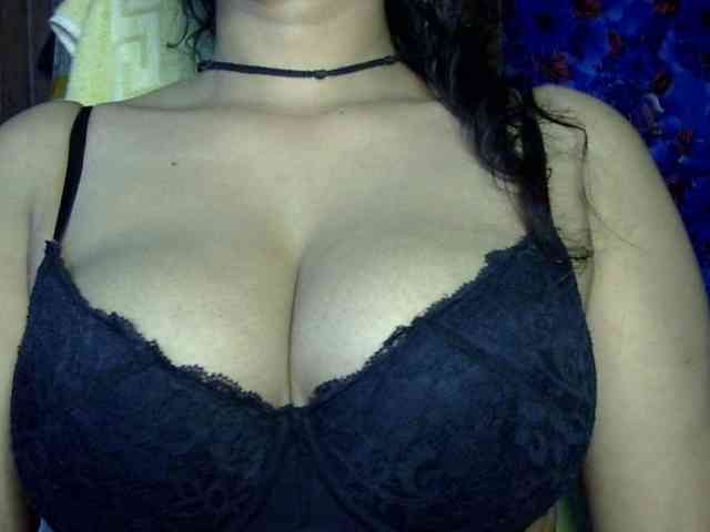 Nusrat-Mimi webcam