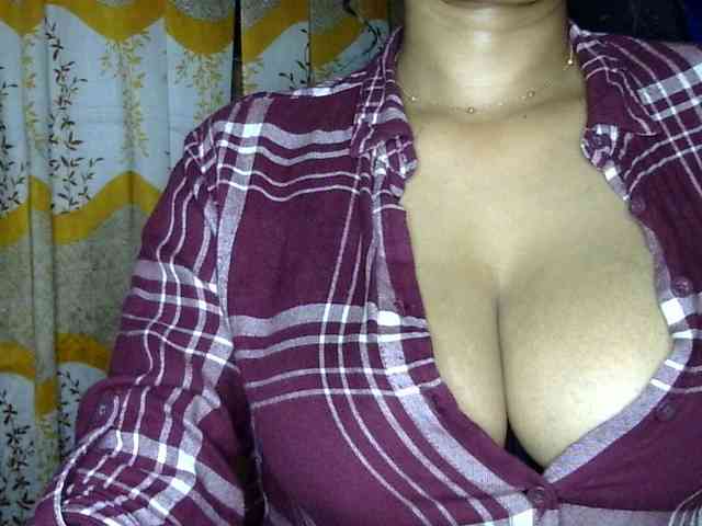 Nusrat-Mimi webcam