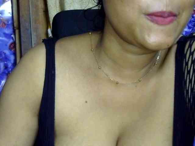Nusrat-Mimi webcam