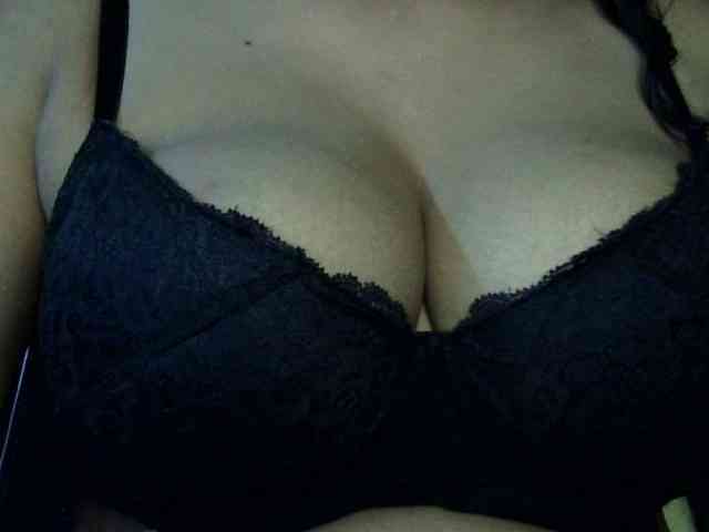 Nusrat-Mimi webcam