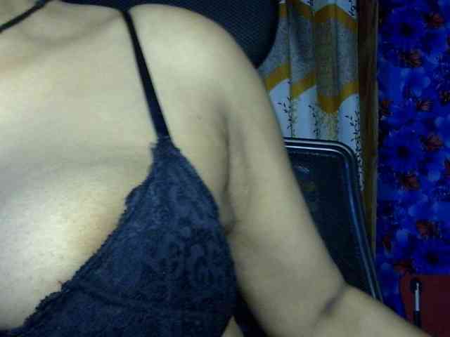 Nusrat-Mimi webcam