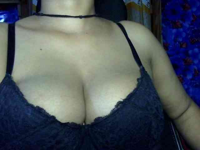 Nusrat-Mimi webcam