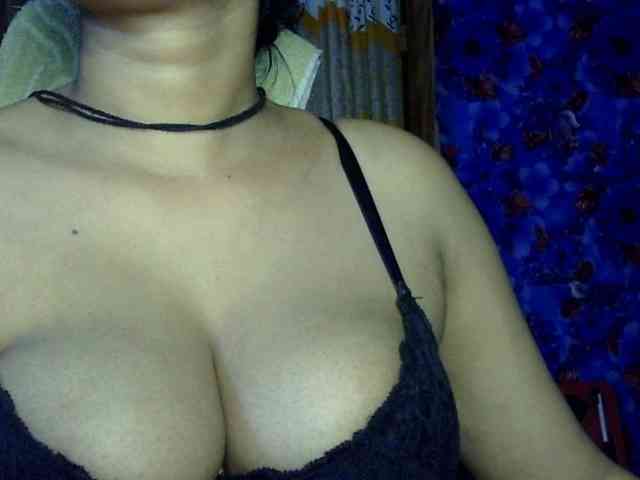 Nusrat-Mimi webcam