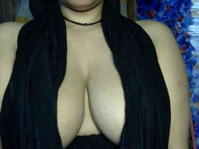 Nusrat-Mimi webcam