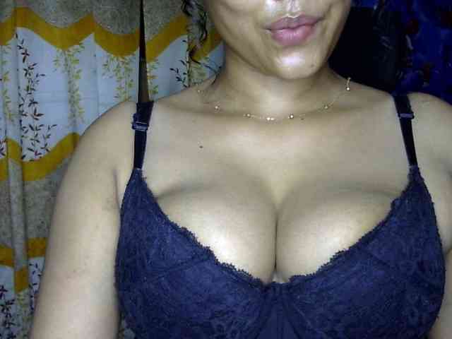 Nusrat-Mimi webcam