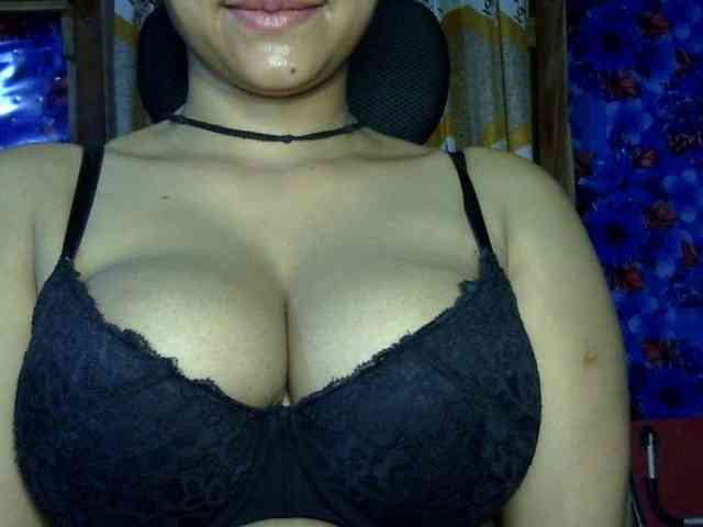 Nusrat-Mimi webcam