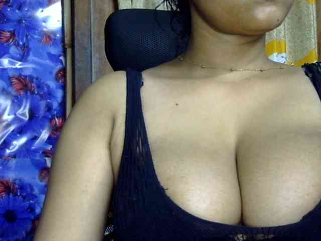 Nusrat-Mimi webcam