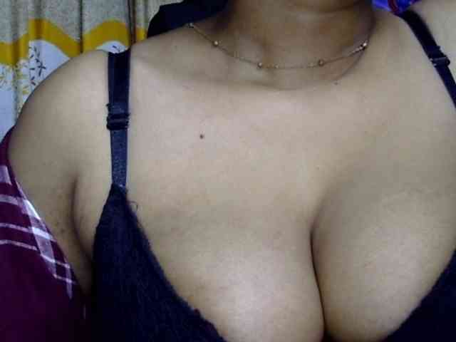 Nusrat-Mimi webcam