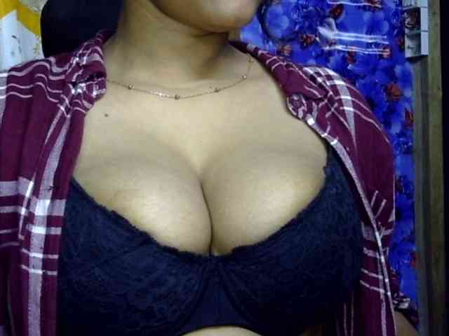 Nusrat-Mimi webcam