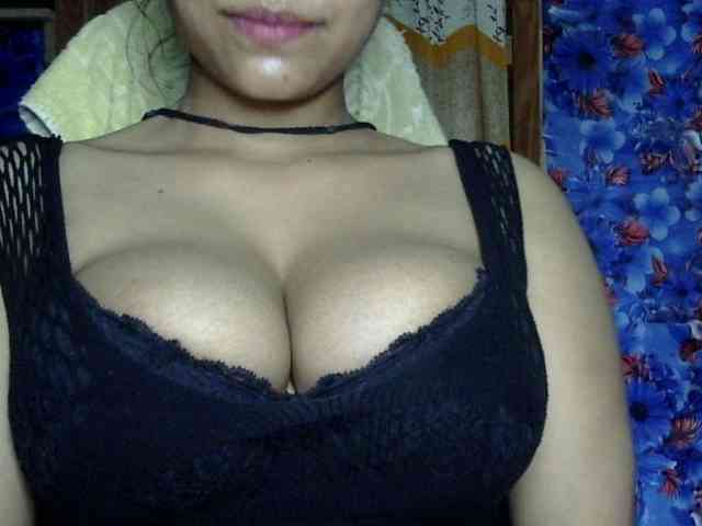 Nusrat-Mimi webcam