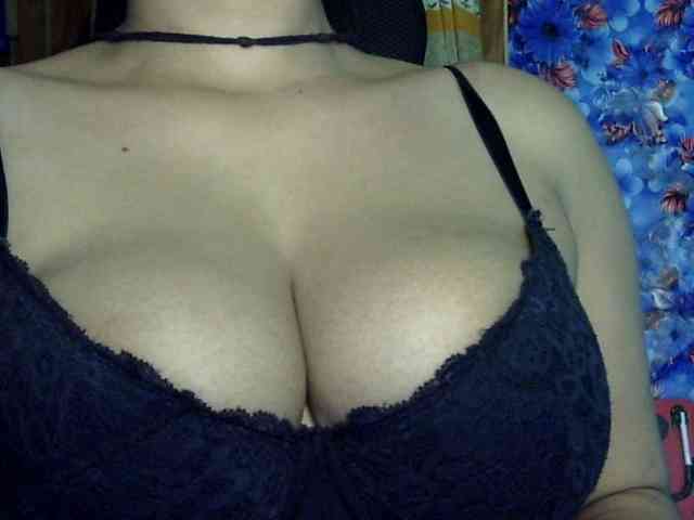 Nusrat-Mimi webcam